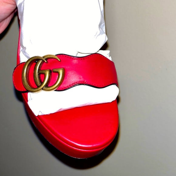 Brand new authentic red elegant GUCCI platform 👠 heels - Picture 4 of 8